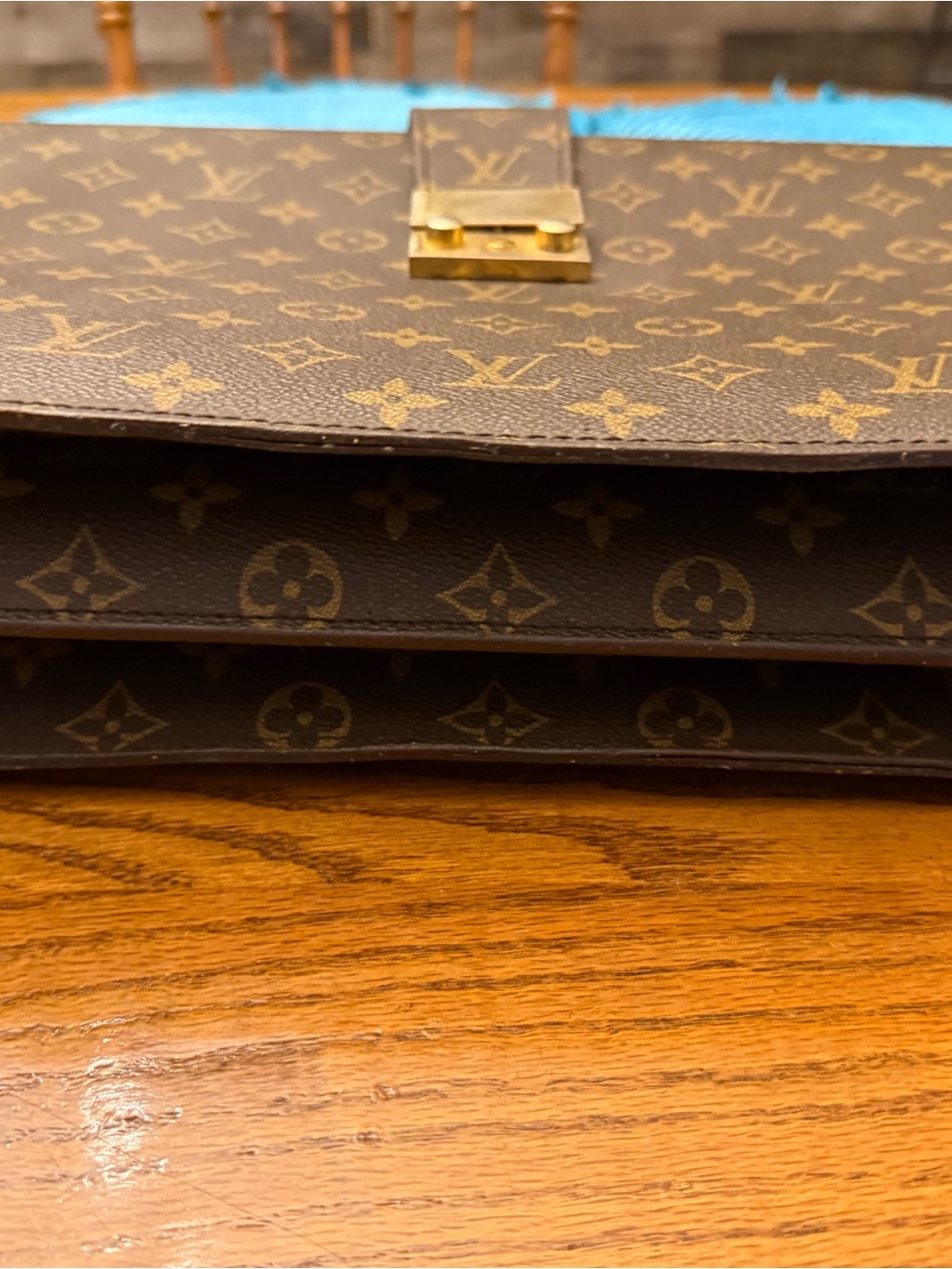 Louis Vuitton Serviette Fermeur Briefcase with Gold Hardware - Picture 4 of 8